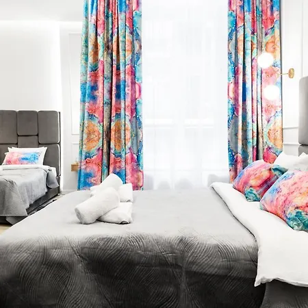 Apartman Househost Apartment: Sw.gertrudy 10/0.2